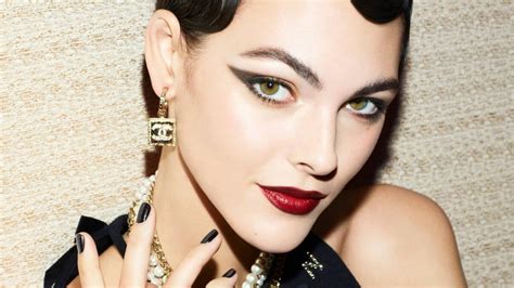 CHANEL Roaring Twenties Holiday 2023 Collection .